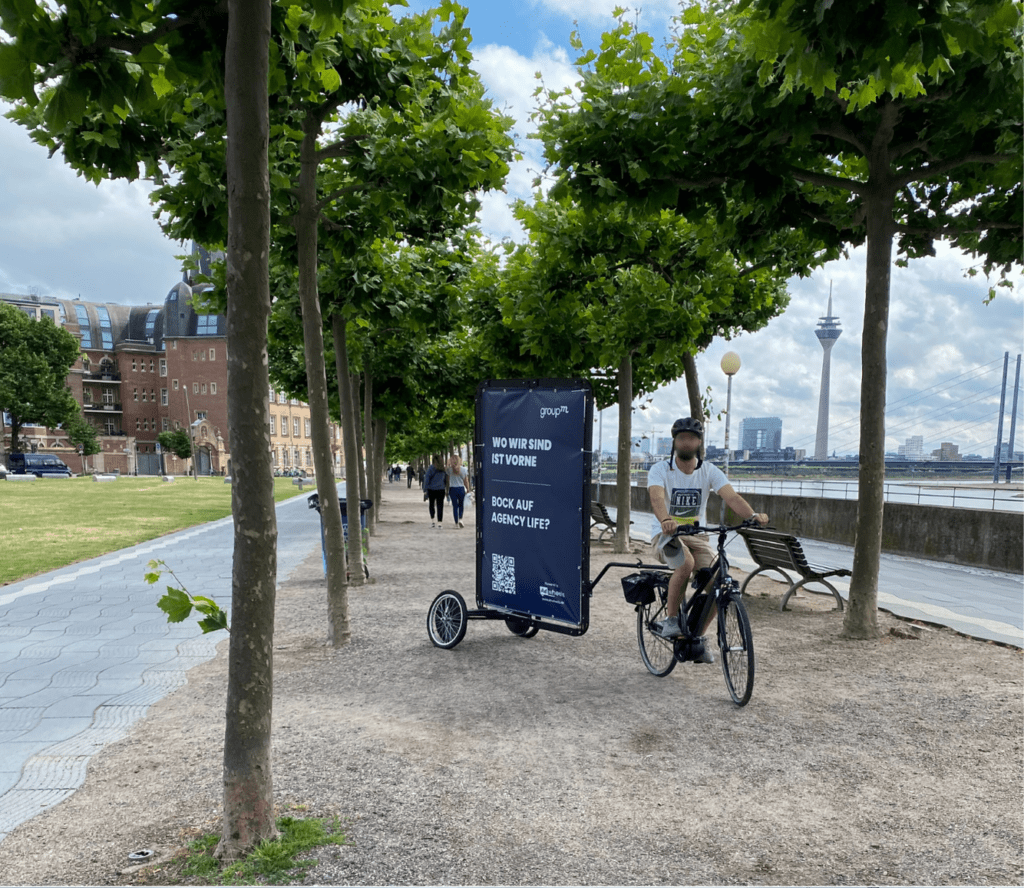 Mobile Außenwerbung in Düsseldorf direkt am Rhein